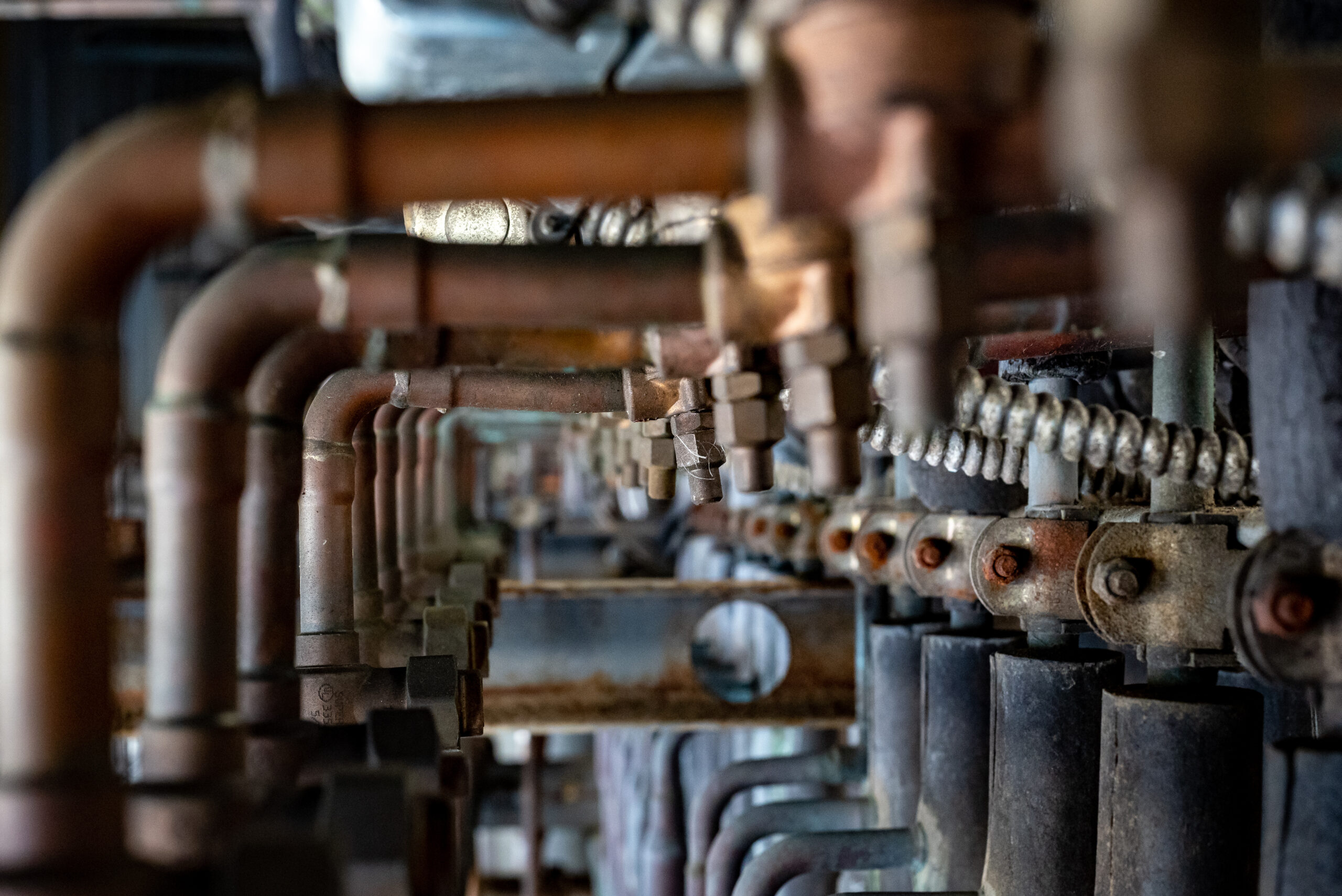 weathered-rusty-refrigeration-rack-factory